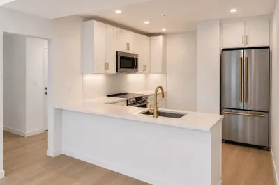 820 Hyde Park Ave #101 1