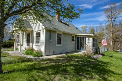 20 Cottage Ln 1