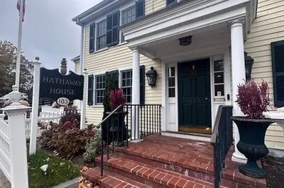 103 CentrAl St #A 1