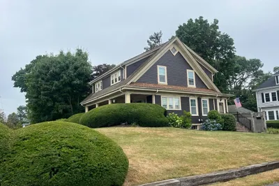 468 W Elm St 1