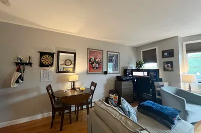 122 London Street #3