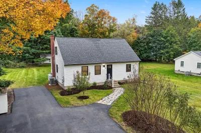 45 Leverett Rd 1
