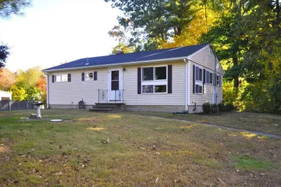 48 Chestnut St