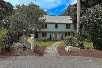 88 Pickering Avenue