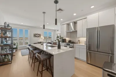 20 W 5th St #3I 1