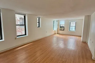 78 Westland Avenue #304