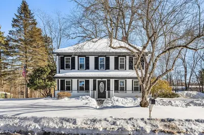 60 Pine St