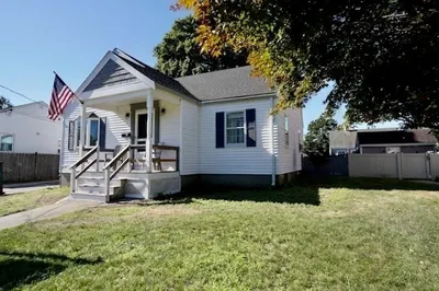 31 Rockdale Ave 1