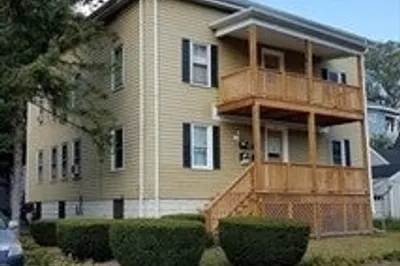 124 Dunham St #2