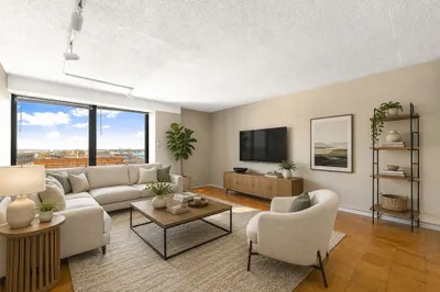 65 E India Row #15C