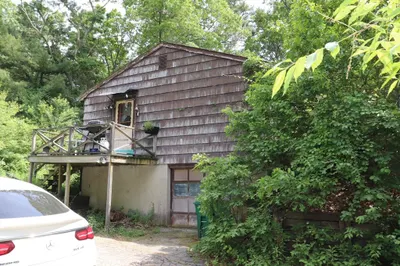 820 Center St 1