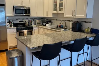 387 W Broadway #6