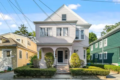 44 Greenleaf Ave
