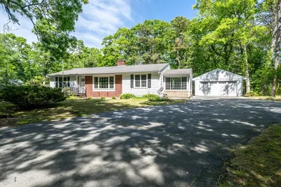 844 Shootflying Hill Rd