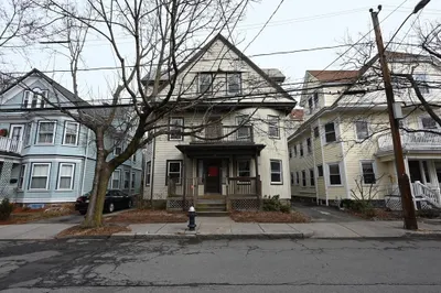 41 Brook St 1