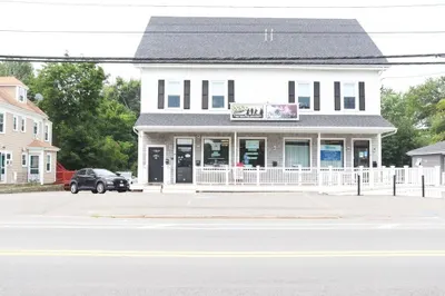 84 A South Franklin St 1