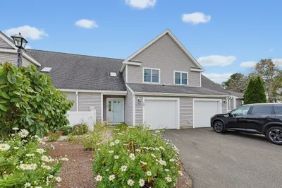 22 Southcliff Dr 1