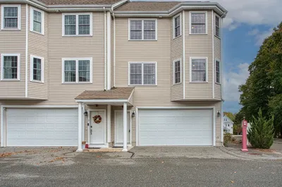 1 Jennifer Ln #1 1