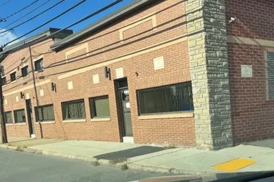 2812-e Acushnet Avenue 1