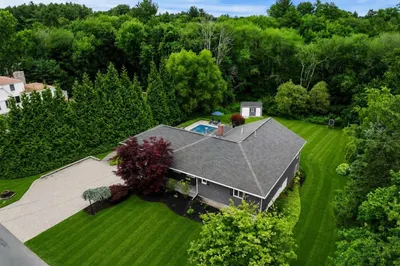 50 Holt Rd 1