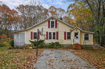 62 Pine Avenue 1