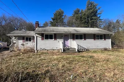 93 Merrill Ave