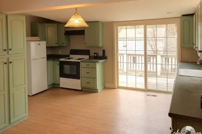 13 Hemlock Rd