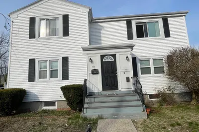 102 Faraday St #2 1