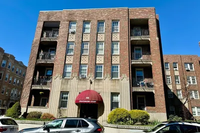 48 Strathmore Rd #23