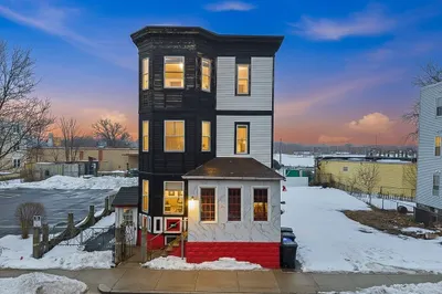 100 Nightingale St 1