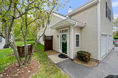 7 Evergreen Circle #7 1