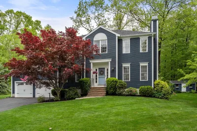 13 Spindle Tree Ln 1