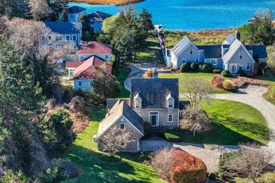 61 Bay Lane 1