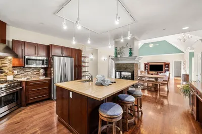 1204 Broadway 1