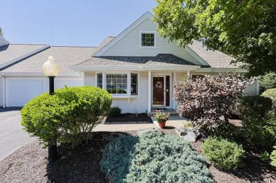 9 Shaker Way #9 1