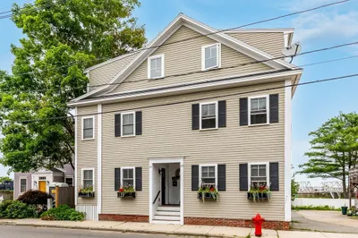 125 Water St #125