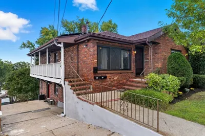 12 Ridge Rd