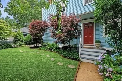 4 Pleasant Street Avenue #4 1