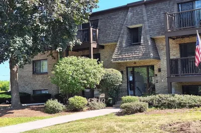 7 Tiffany Rd #3 1