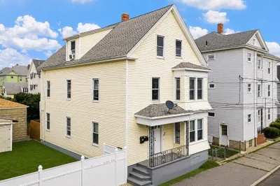 115 Thompson St 1
