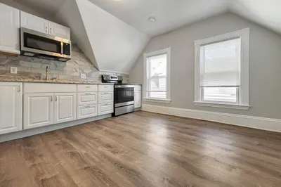 38 Hancock St #4