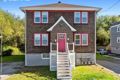 134 Newbury Ave #3
