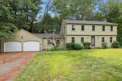 3 Horseshoe Lane