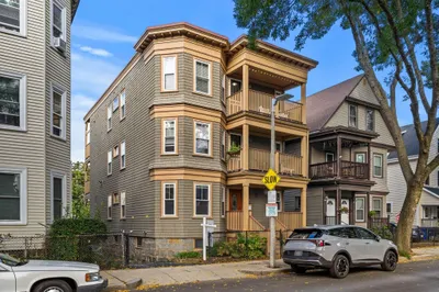 81 Auckland Street #1 1