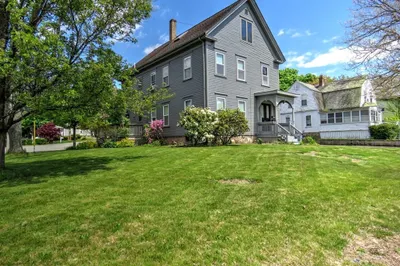 180 Franklin St 1