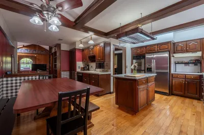 163 Oakside Ave 1