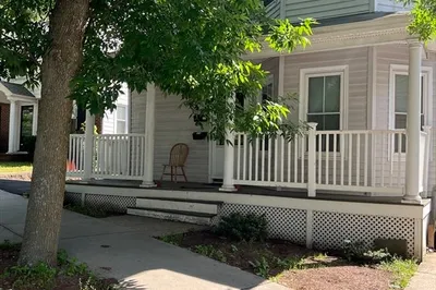 129 Cummins Hwy #2 1