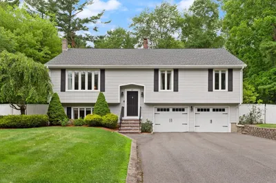 21 Kennedy Cir 1