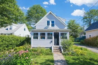 74 Kendall Ave
