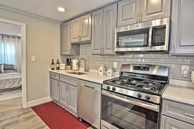 87r Madison St #1L